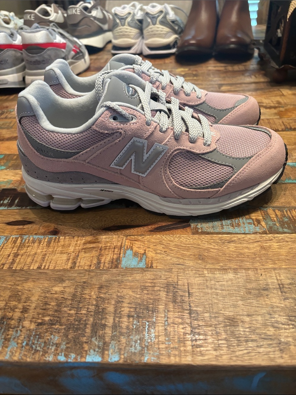 Brand New Women’s New Balance 2002R Orb Pink Sz 6.5 MSRP $145